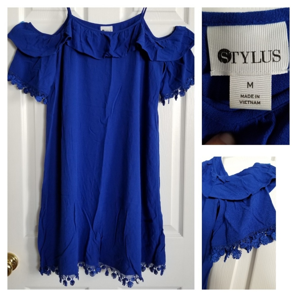 Stylus Cold Shoulder Dress